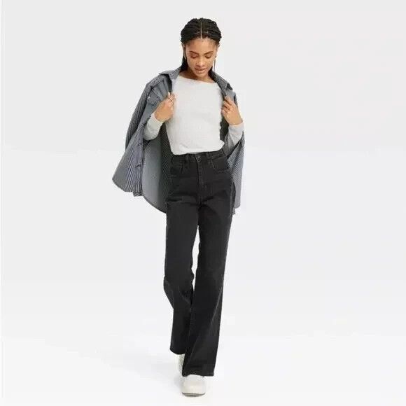 Universal Thread High-Rise Flare Jeans Women's 10 Black Stretch Denim - Picture 10 of 10